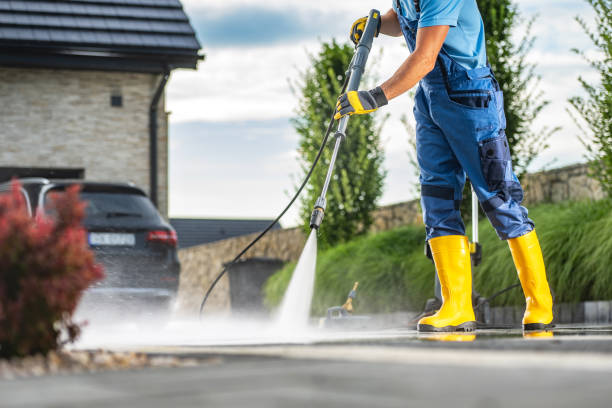 Best Roof Pressure Washing  in Lake Lorraine, FL